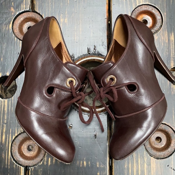 Sergio Rossi Lace Front Heeled Ankle Boots - Picture 4 of 12